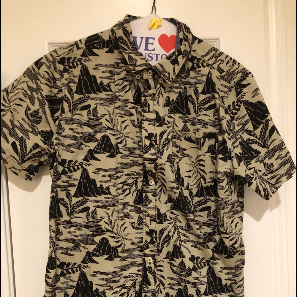 Hawaiian button down